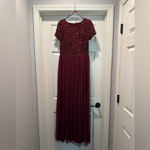 Adrianna Papell, size 4, burgundy red maxi dress